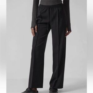 Athleta endeavor wide leg pants black